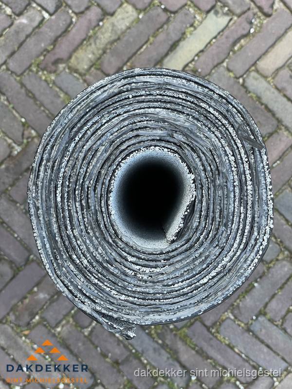 Rol EPDM dakbedekking materiaal voor plat dak in Sint Michielsgestel