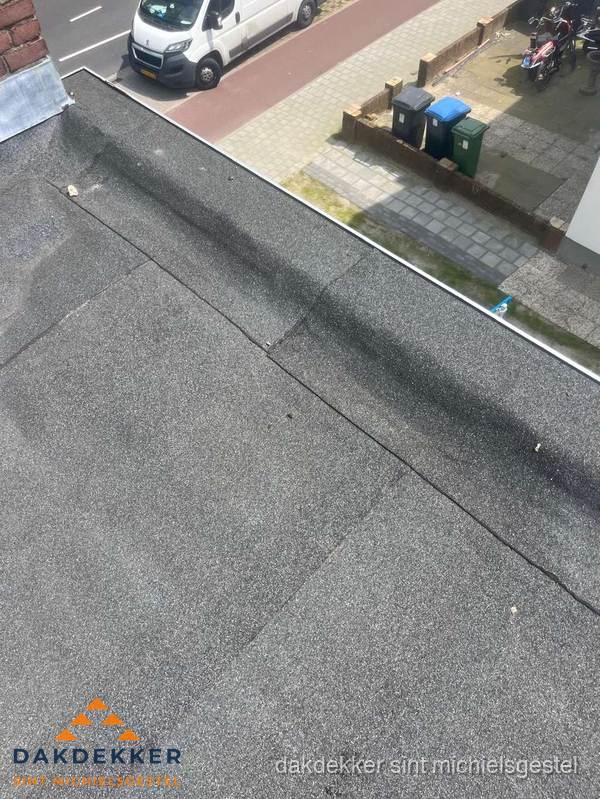 Kosten dakisolatie: plat dak met bitumen dakbedekking in Sint Michielsgestel